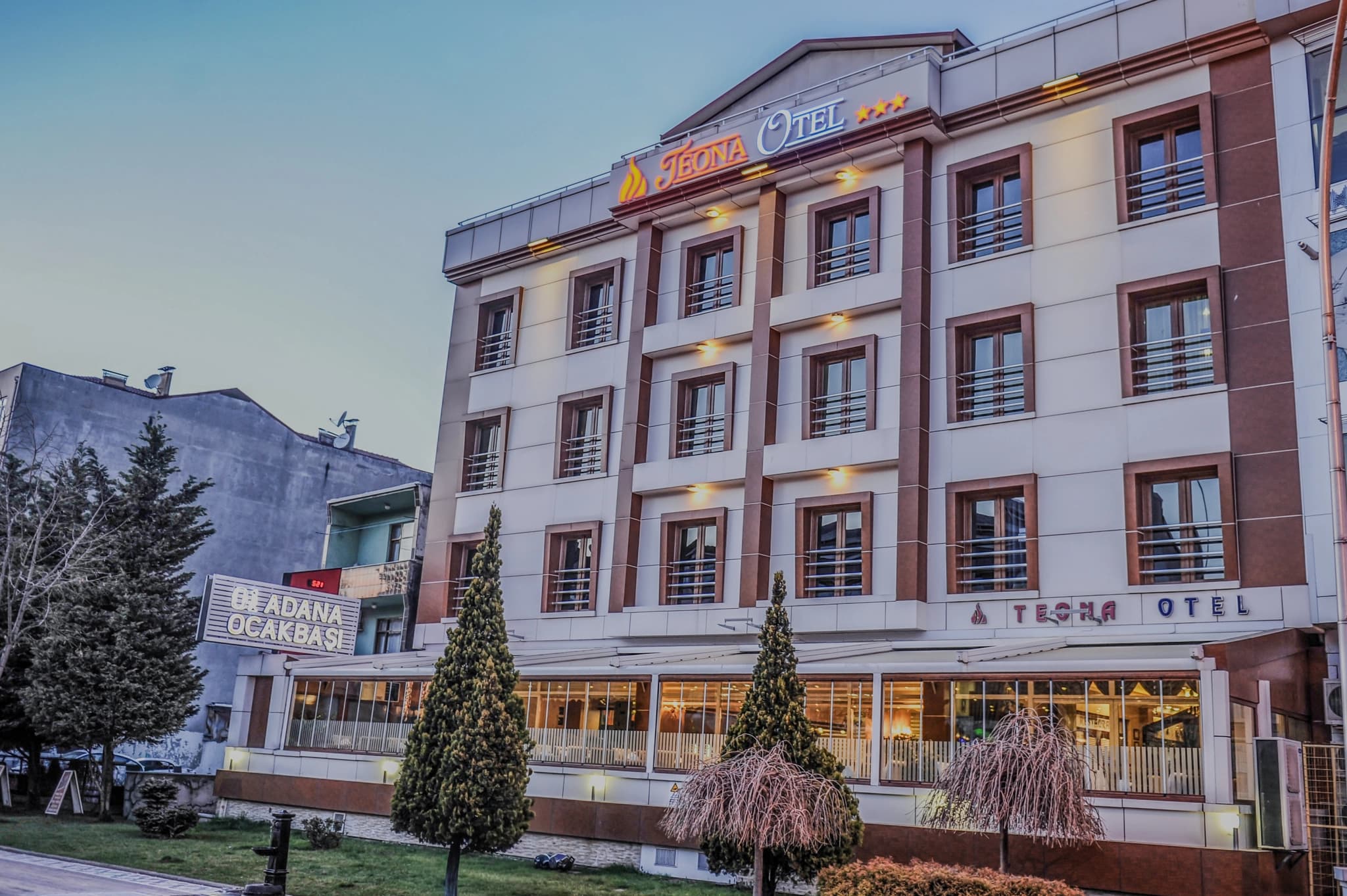 Teona Hotel dış cephe